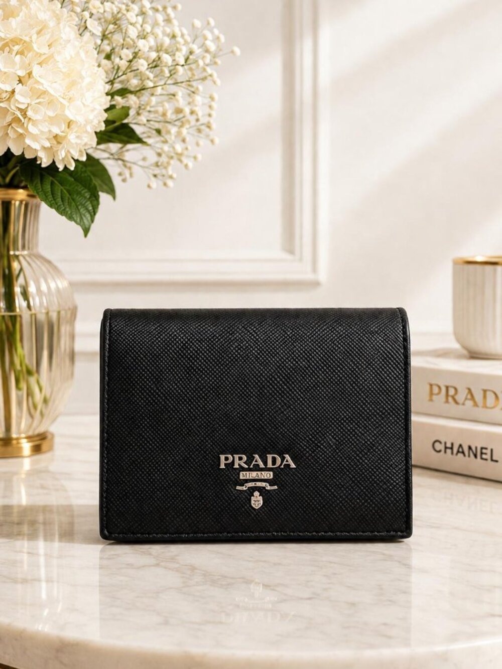 PRADA Black Saffiano Leather Bifold Wallet 175-013025